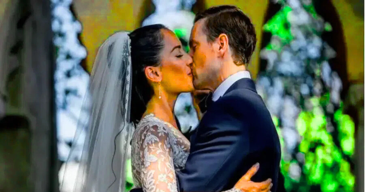 Peter Reilly is Married to Emily Compagno 2 Untitled design 2025 10 20T164253.163